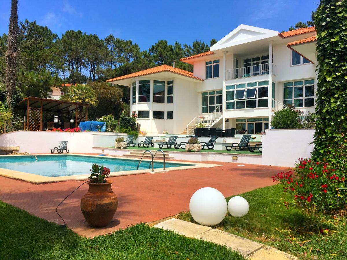 Casa Branca Guest House Фош-ду-Арелью Экстерьер фото